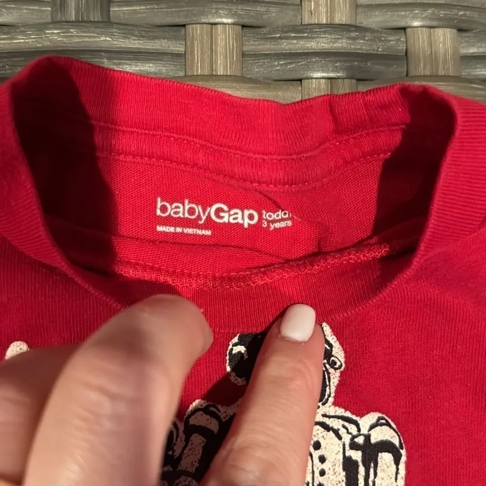 GAP almost new